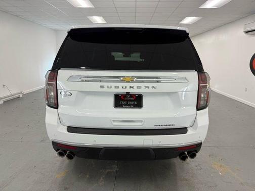 2024 Chevrolet Suburban Premier