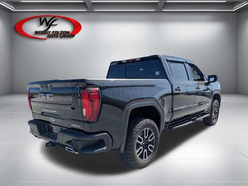Onyx Black 2024 GMC Sierra 1500 AT4