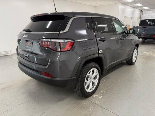 2024 Jeep Compass Sport