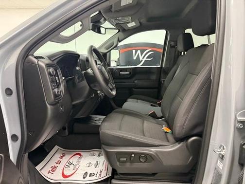 2025 Chevrolet Silverado 2500 Custom