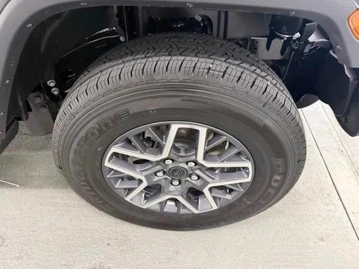 Black Clearcoat 2026 Jeep Wrangler 4-Door Sahara 4x4