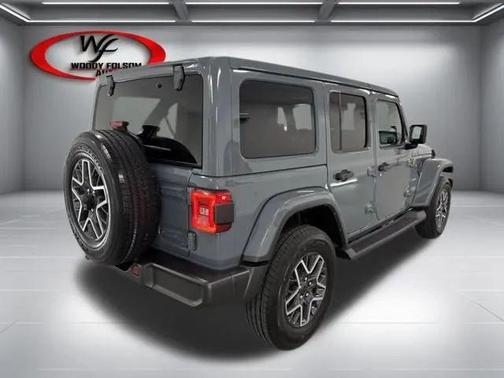 Anvil Clear Coat 2024 Jeep Wrangler 4-Door Sahara 4x4
