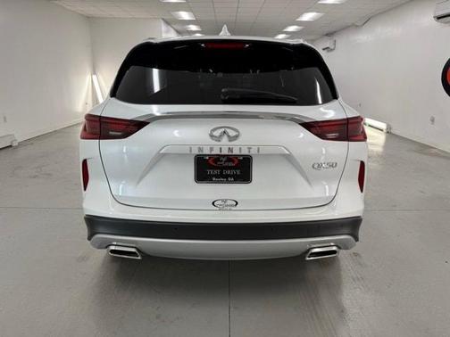 2024 INFINITI QX50 Luxe