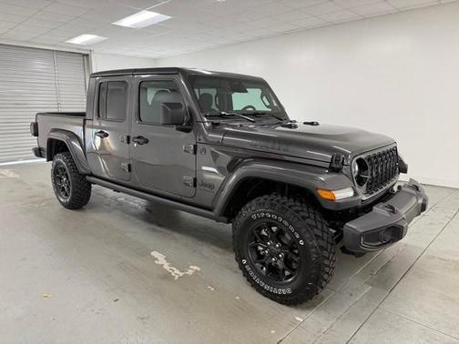 2026 Jeep Gladiator Sport
