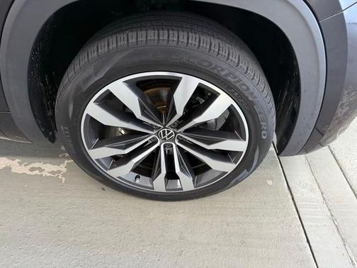 2020 Volkswagen Atlas Cross Sport 3.6L V6 SEL R-Line