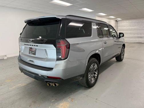 2025 Chevrolet Suburban Z71