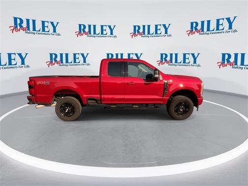 2023 Ford F-250 XLT