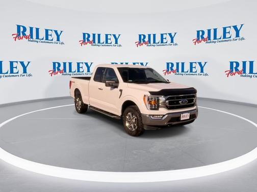 OXFORD WHITE 2022 Ford F-150 XLT
