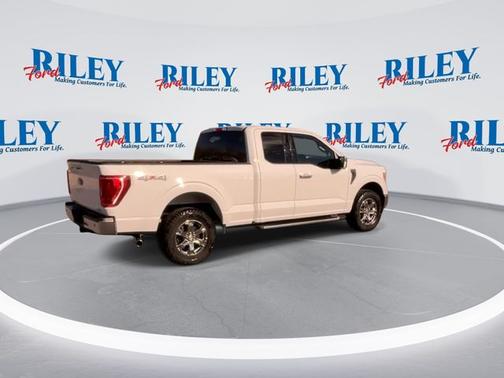 OXFORD WHITE 2022 Ford F-150 XLT