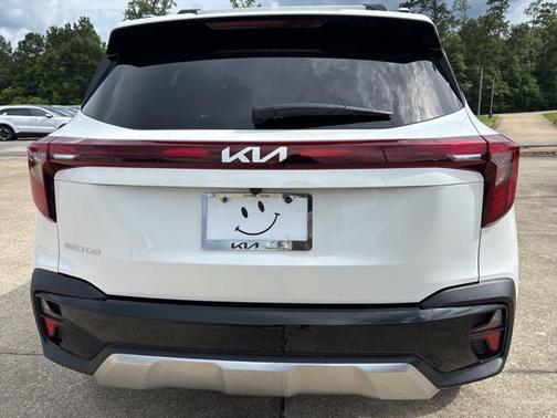 2025 Kia Seltos EX