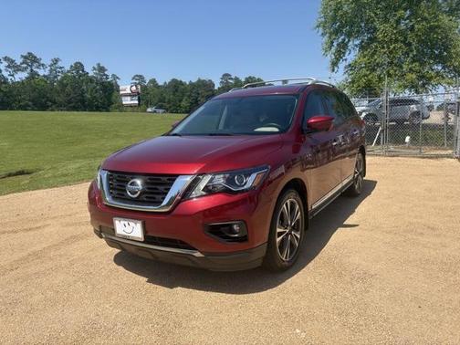 2020 Nissan Pathfinder Platinum 2WD