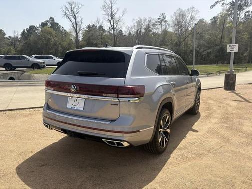 2024 Volkswagen Atlas 2.0T SEL Premium R-Line 4MOTION