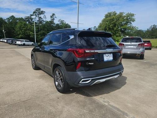 2023 Kia Seltos S