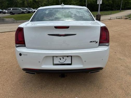 2020 Chrysler 300 S