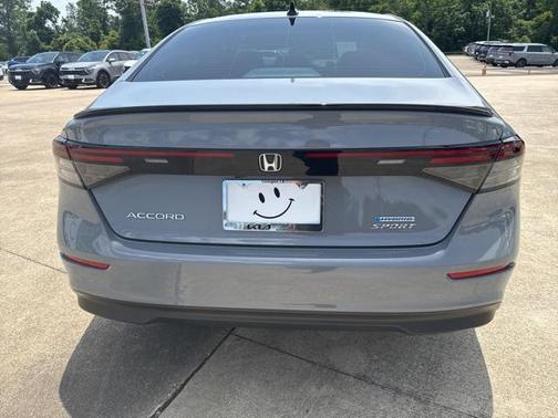2023 Honda Accord Hybrid Base