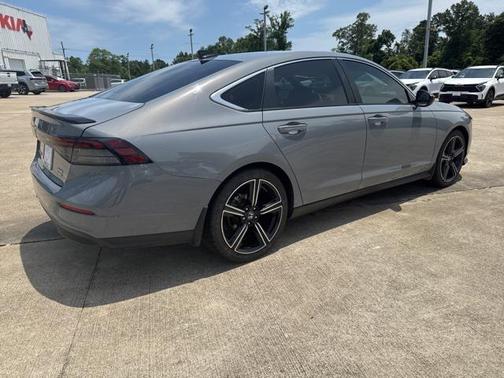 2023 Honda Accord Hybrid Base