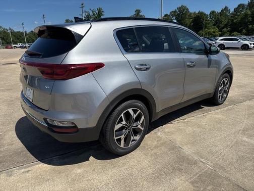 2022 Kia Sportage EX