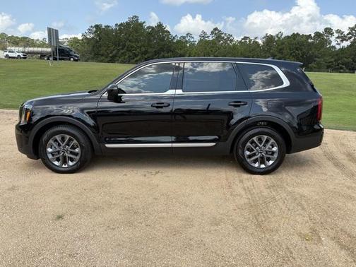 2024 Kia Telluride LX