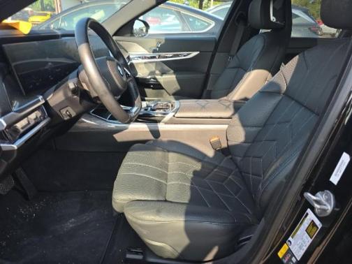 2024 BMW i7 eDrive50