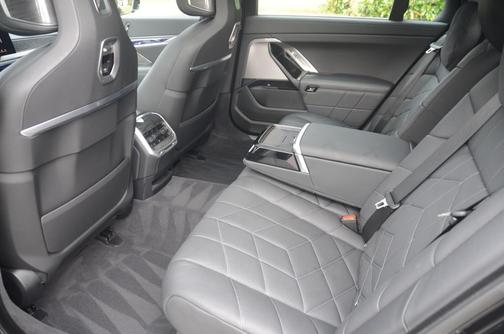 2024 BMW i7 eDrive50