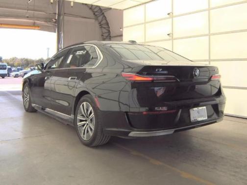 2024 BMW i7 eDrive50