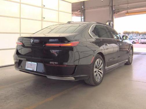 2024 BMW i7 eDrive50