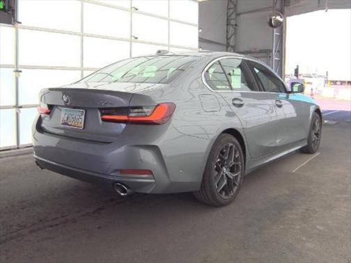 2025 BMW 330 i