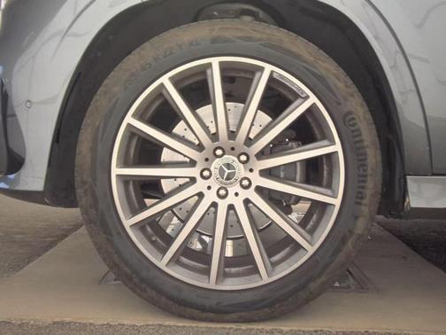 Selenite Grey Metallic 2025 Mercedes-Benz GLS 450 4MATIC