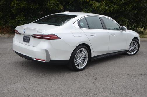 2025 BMW 540 xDrive