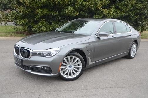 2018 BMW 740e xDrive iPerformance