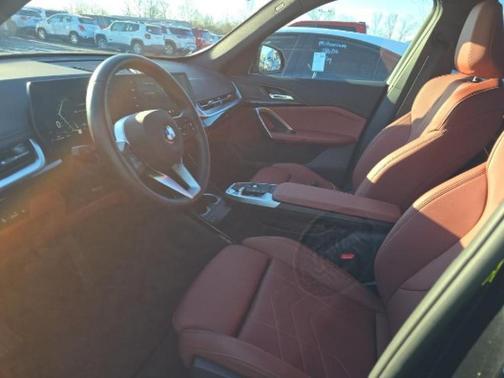 Black Sapphire Metallic 2026 BMW X1 xDrive28i