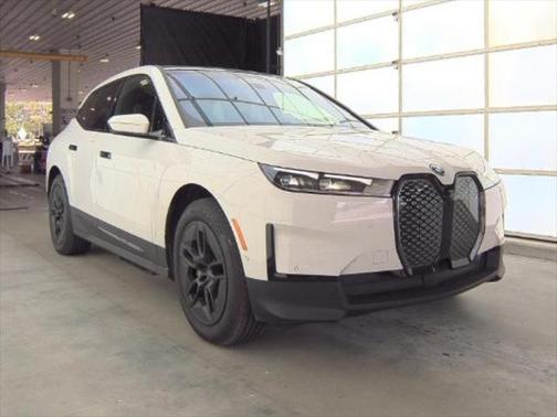 2025 BMW iX xDrive50