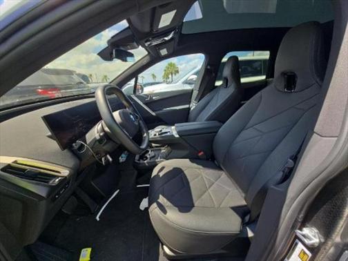 2025 BMW iX xDrive50