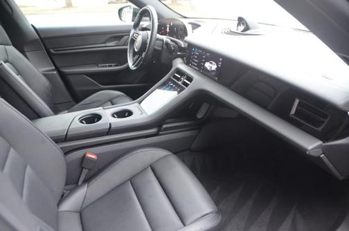 2023 Porsche Taycan 4