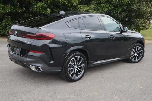 2025 BMW X6 xDrive40i