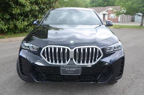 2025 BMW X6 xDrive40i