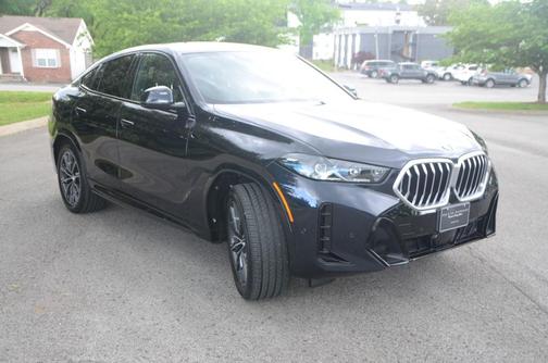 2025 BMW X6 xDrive40i