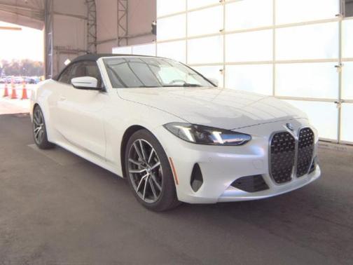 Mineral White Metallic 2025 BMW 430 i