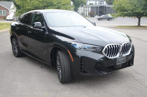 2025 BMW X6 xDrive40i