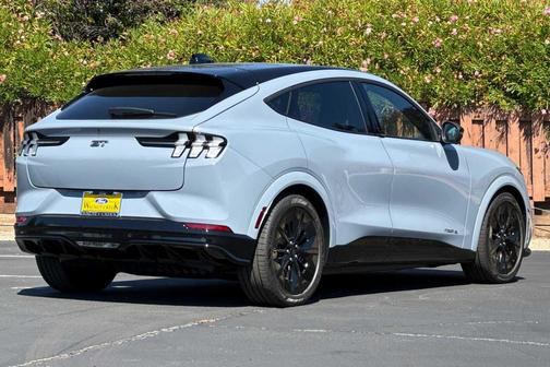 2025 Ford Mustang Mach-E GT