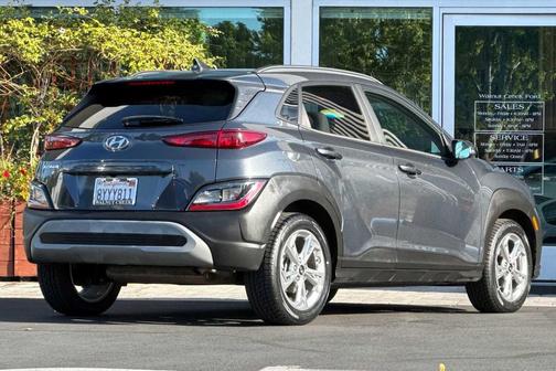 Thunder Gray 2022 Hyundai KONA SEL