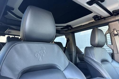 Shadow Black 2026 Ford Bronco Badlands