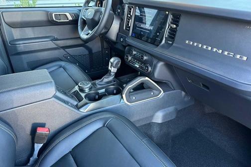 Shadow Black 2026 Ford Bronco Badlands