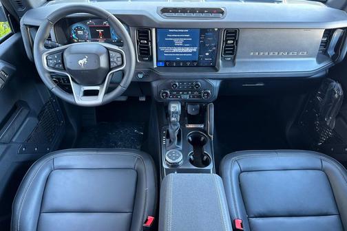 Shadow Black 2026 Ford Bronco Badlands