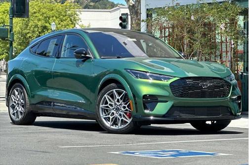 2025 Ford Mustang Mach-E GT