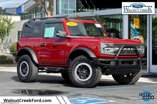 Hot Pepper Red Metallic Tinted Clearcoat 2023 Ford Bronco Badlands