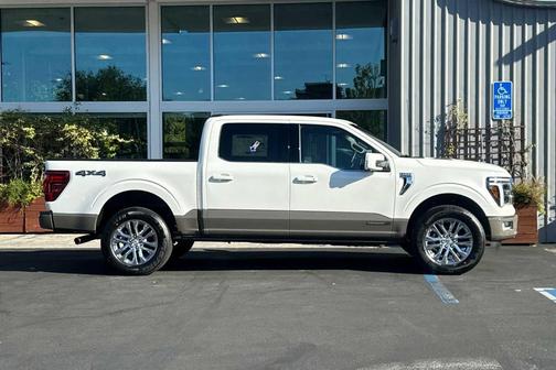Star White Metallic Tri-Coat 2026 Ford F-150 King Ranch