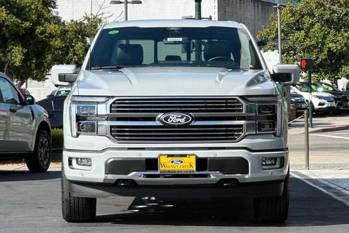 Avalanche 2026 Ford F-150 Platinum