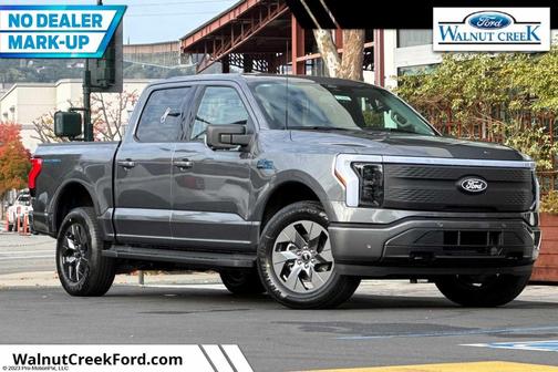 2025 Ford F-150 Lightning Flash