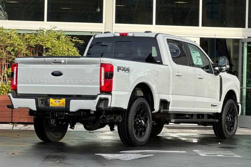 Avalanche 2026 Ford F-250 Lariat